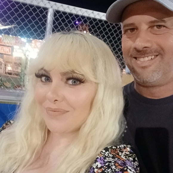 Meet your Posher, Sarah - Picture 2 of 9